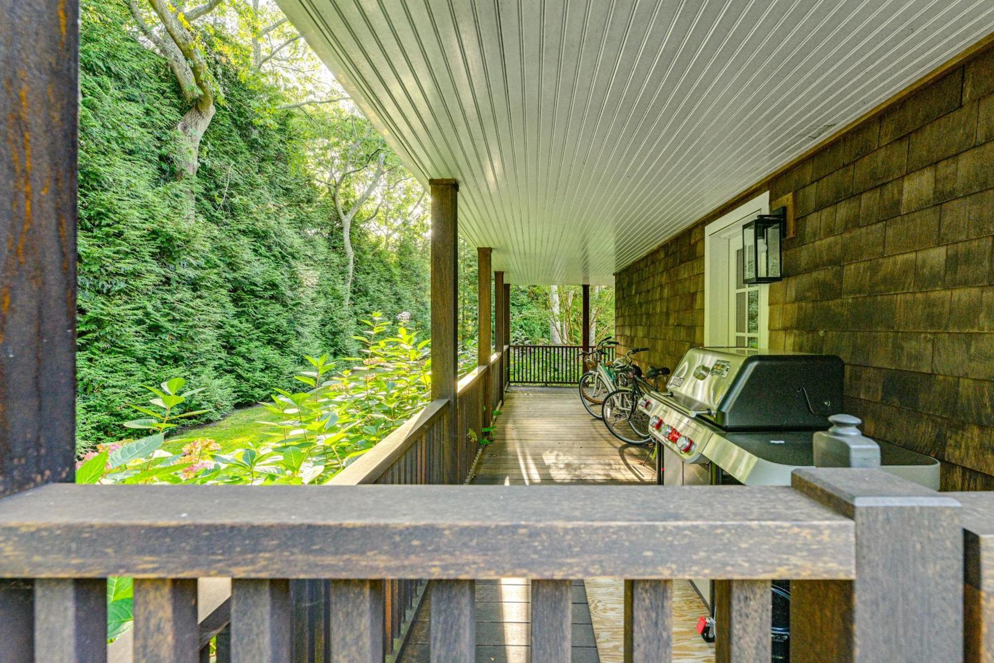 2 Mi To Beach Dog-Friendly Home In Wainscott! المظهر الخارجي الصورة